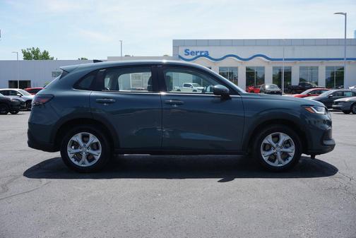 Nordic Forest Pearl 2023 Honda HR-V LX