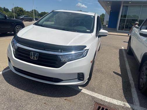 Platinum White Pearl 2023 Honda Odyssey Touring