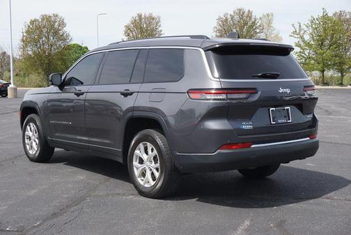 Baltic Gray Metallic Clearcoat 2023 Jeep Grand Cherokee L Limited