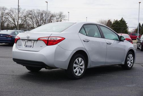 Classic Silver Metallic 2015 Toyota Corolla LE
