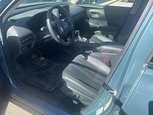 Green 2023 Honda HR-V EX-L