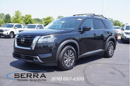 2022 Nissan Pathfinder SV 4WD