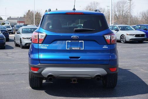 Blue Metallic 2018 Ford Escape SE