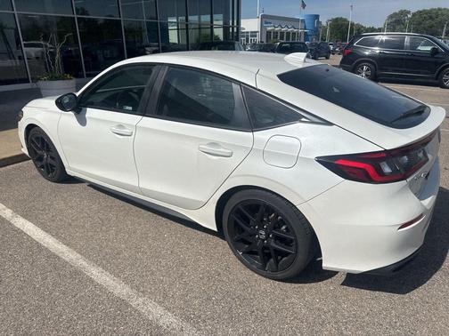 White 2024 Honda Civic Sport