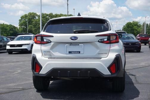 Crystal White Pearl 2024 Subaru Crosstrek Base