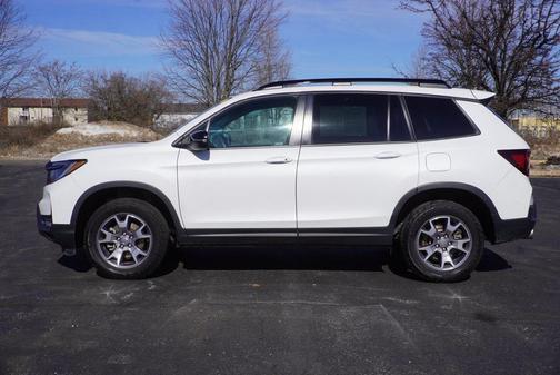 2022 Honda Passport AWD TrailSport