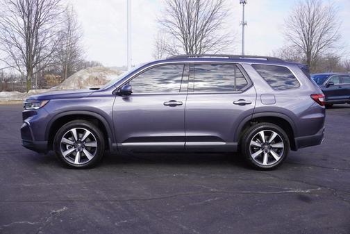 2023 Honda Pilot AWD Elite