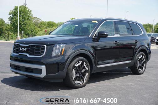 Ebony Black 2024 Kia Telluride S