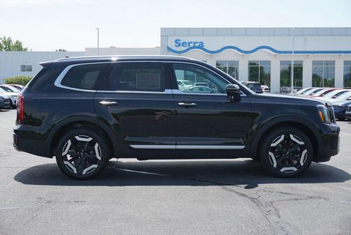 Ebony Black 2024 Kia Telluride S