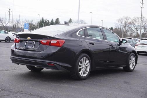 2017 Chevrolet Malibu 1LT