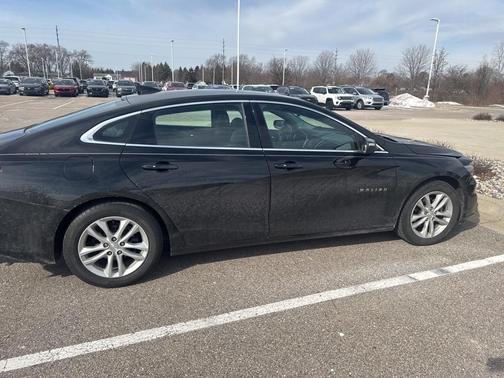 2017 Chevrolet Malibu 1LT