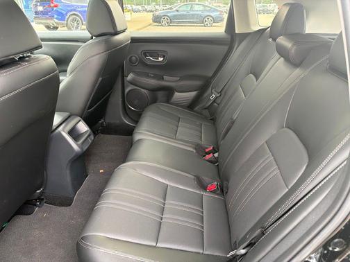 Crystal Black Pearl 2025 Honda HR-V EX-L