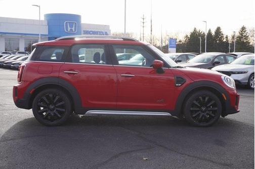 2021 MINI Countryman Oxford Edition