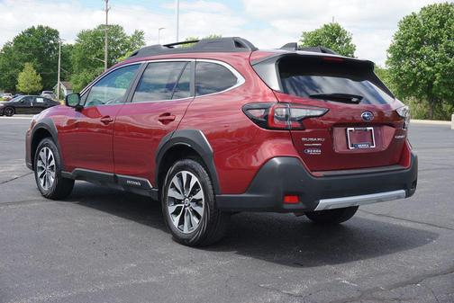 Crimson Red Pearl 2024 Subaru Outback Limited