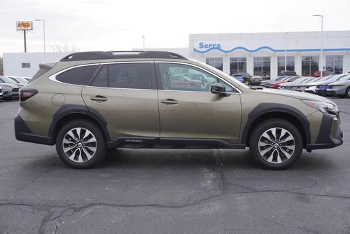 Green Metallic 2023 Subaru Outback Limited