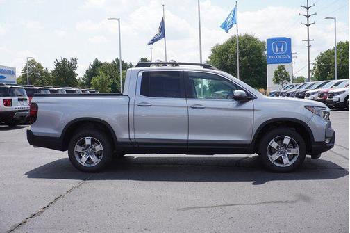 Solar Silver Metallic 2026 Honda Ridgeline RTL