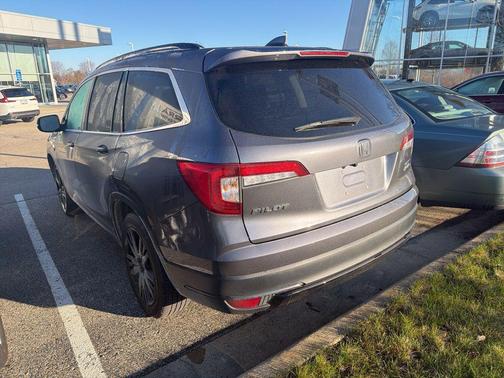 Modern Steel 2022 Honda Pilot AWD Special Edition
