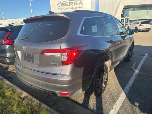 Modern Steel 2022 Honda Pilot AWD Special Edition