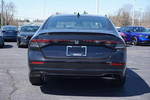 Crystal Black Pearl 2026 Honda Accord Hybrid Sport-L