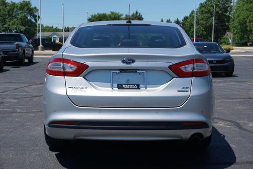 Ingot Silver 2016 Ford Fusion SE