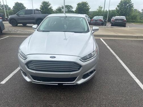 Ingot Silver 2016 Ford Fusion SE