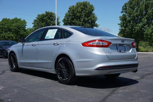 Ingot Silver 2016 Ford Fusion SE