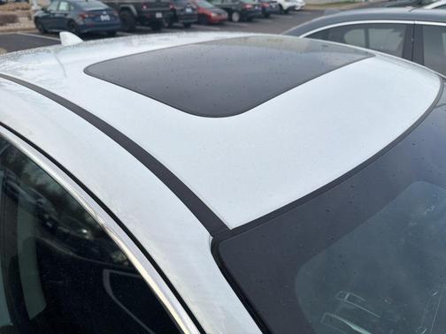 Platinum White Pearl 2021 Honda Civic EX