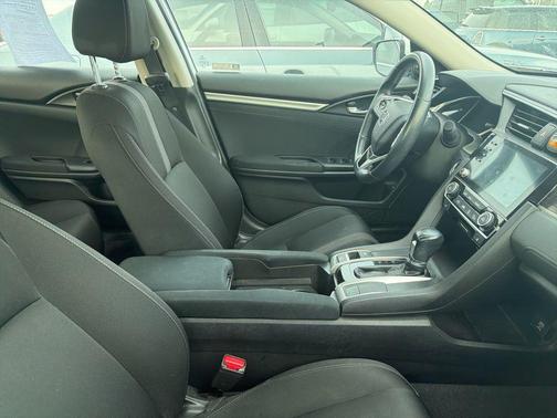 Platinum White Pearl 2021 Honda Civic EX