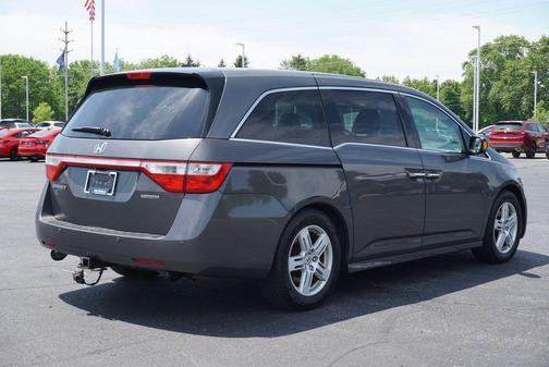 Polished Metal Metallic 2013 Honda Odyssey Touring
