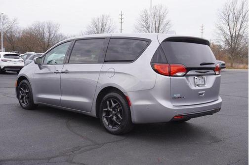 2020 Chrysler Pacifica Touring-L Plus
