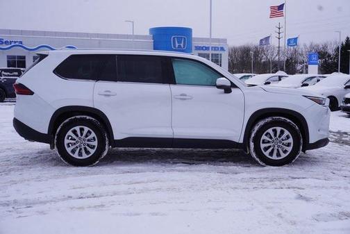 2025 Toyota Grand Highlander XLE