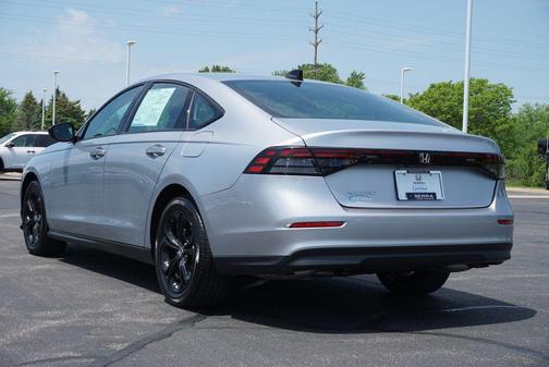 Solar Silver Metallic 2025 Honda Accord SE