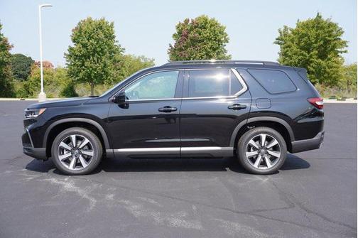 2025 Honda Pilot Touring 8-Passenger