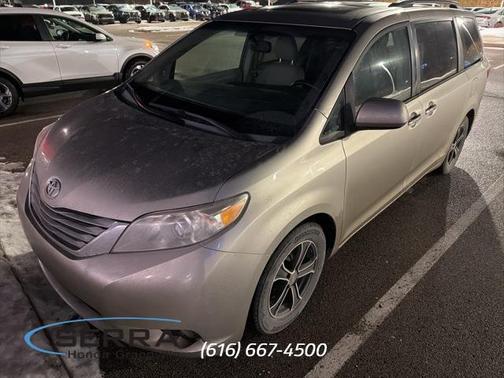 2015 Toyota Sienna XLE