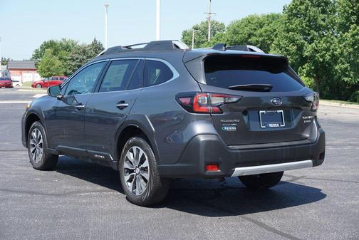 Magnetite Gray Metallic 2024 Subaru Outback Touring