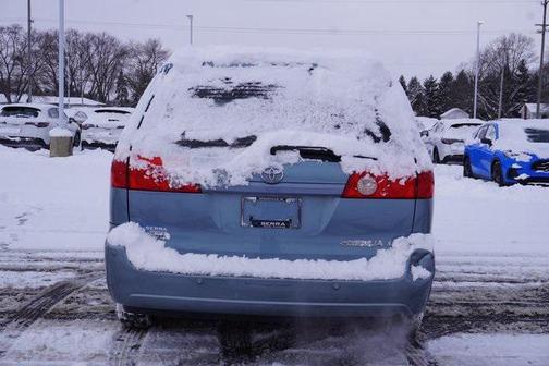 2009 Toyota Sienna XLE