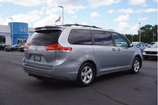 2012 Toyota Sienna LE