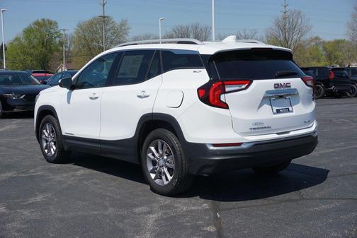 Summit White 2023 GMC Terrain SLT