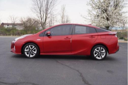 2017 Toyota Prius Four Touring