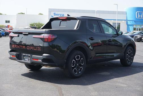 Phantom Black 2024 Hyundai SANTA CRUZ SEL