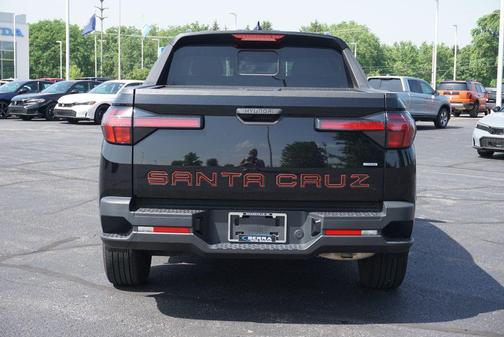 Phantom Black 2024 Hyundai SANTA CRUZ SEL