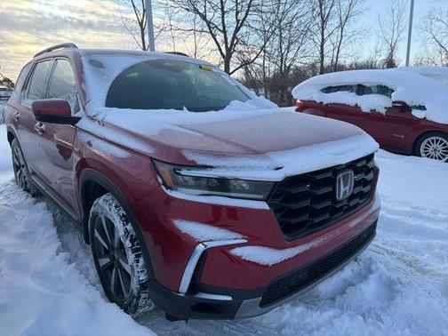 2024 Honda Pilot Touring 8-Passenger