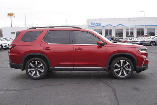 Radiant Red Metallic II 2024 Honda Pilot Touring 8-Passenger