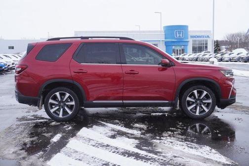 2024 Honda Pilot Touring 8-Passenger