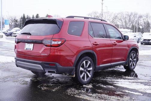 2024 Honda Pilot Touring 8-Passenger