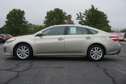 Creme Brulee Mica 2015 Toyota Avalon XLE