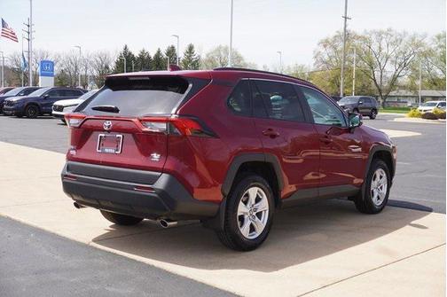 2021 Toyota RAV4 XLE