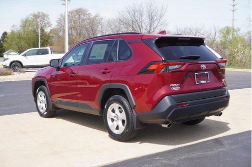 2021 Toyota RAV4 XLE