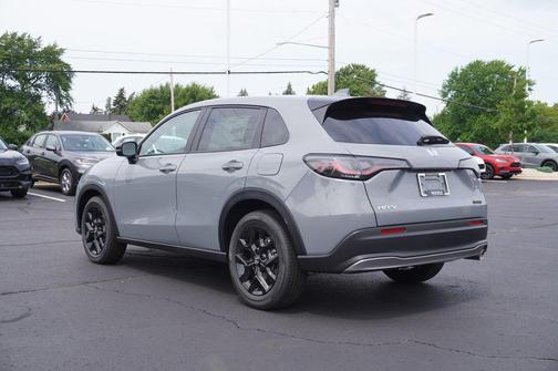 Urban Gray Pearl 2024 Honda HR-V AWD Sport