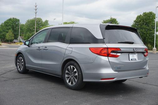 Lunar Silver Metallic 2023 Honda Odyssey EX-L